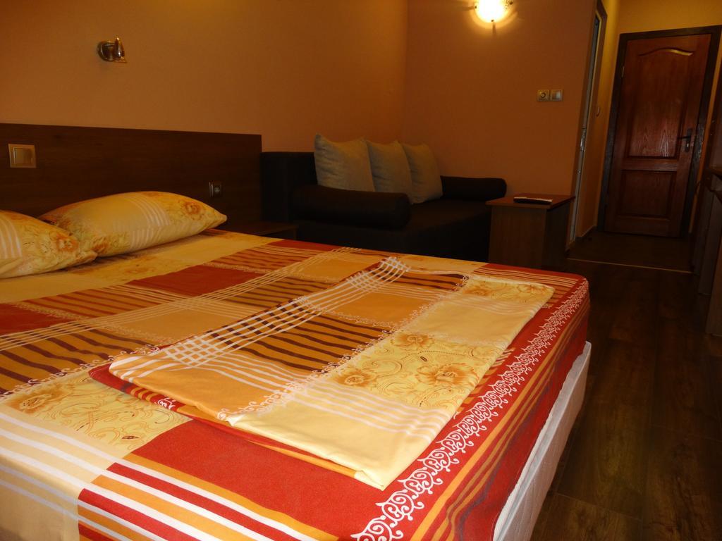 Hotel Grivitsa Pleven ภายนอก รูปภาพ