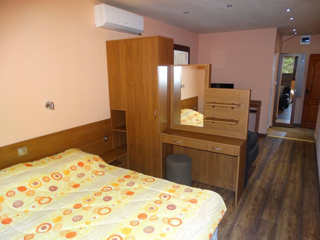 Hotel Grivitsa Pleven ภายนอก รูปภาพ