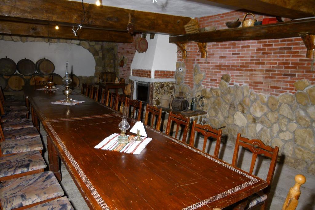 Hotel Grivitsa Pleven ภายนอก รูปภาพ