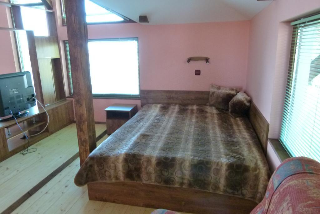 Hotel Grivitsa Pleven ภายนอก รูปภาพ